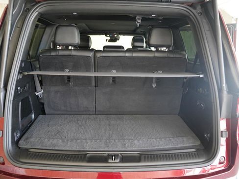 Used 2022 Jeep Wagoneer Series III w/ Premium Group I RWD image 39