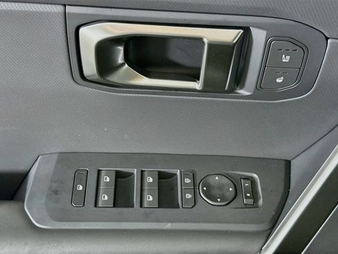 Used 2027 Kia Seltos X-Line S w/ X-Line S Premium Package AWD/4WD image 22