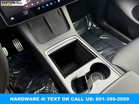 Used 2023 Tesla Model Y Performance AWD/4WD image 21