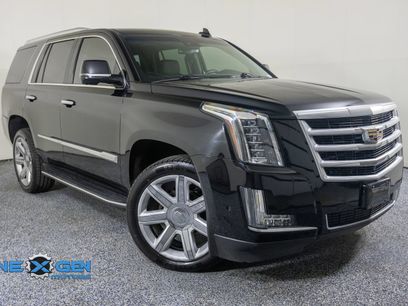 Used 2017 Cadillac Escalade Luxury