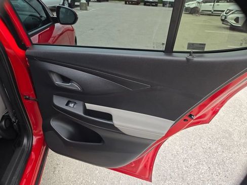 Used 2026 Buick Envista Avenir FWD image 23