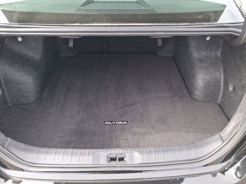 Used 2025 Nissan Altima 2.5 SV FWD image 26