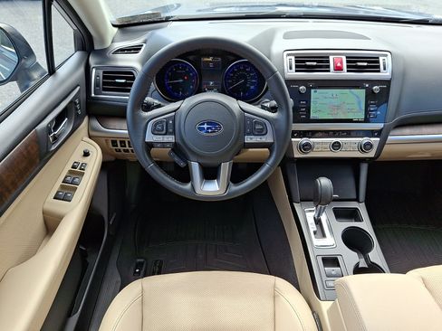 Used 2016 Subaru Outback 3.6R Limited AWD/4WD image 13