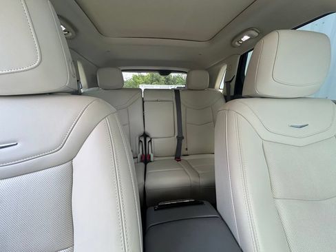 Used 2023 Cadillac XT5 Premium Luxury FWD image 18