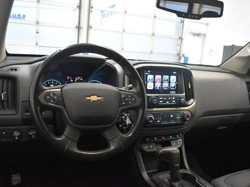Used 2018 Chevrolet Colorado Z71 AWD/4WD image 23
