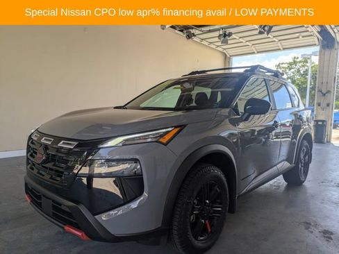 Certified 2026 Nissan Rogue SV AWD/4WD image 8
