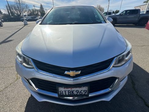Used 2017 Chevrolet Cruze LS image 6