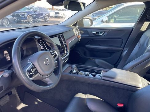 Used 2024 Volvo S60 B5 Plus AWD/4WD image 4
