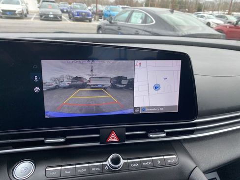 Certified 2023 Hyundai Elantra SEL w/ Convenience Package image 12