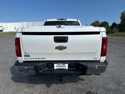Used 2011 Chevrolet Silverado 1500 LTZ w/ LTZ White Diamond Edition AWD/4WD image 6