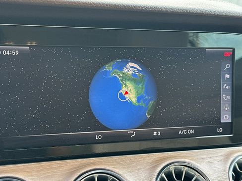 Used 2018 Mercedes-Benz E 400 E 400 image 18