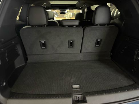 Used 2025 Buick Enclave Avenir w/ Super Cruise Package AWD/4WD image 9
