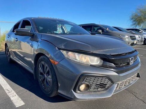Used 2019 Honda Civic EX image 2