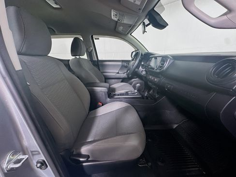 Used 2022 Toyota Tacoma SR w/ SR Convenience Package image 30