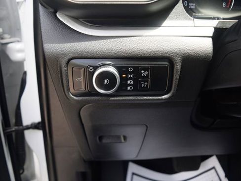Used 2023 Ford Explorer XLT w/ Equipment Group 202A AWD/4WD image 7