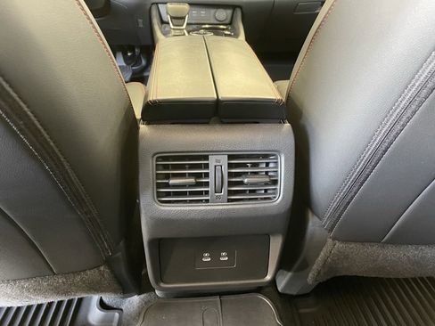 Certified 2025 Nissan Rogue SV image 16