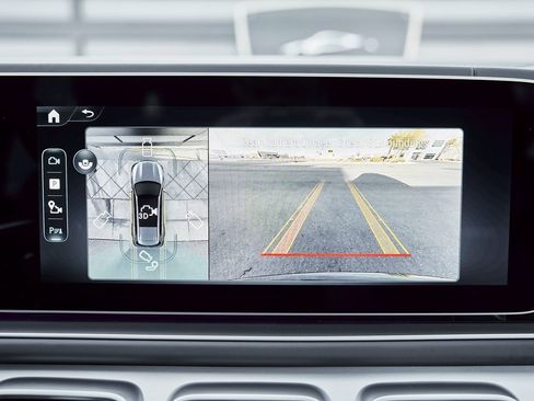 Used 2025 Mercedes-Benz GLS 63 AMG GLS 63 AMG image 84