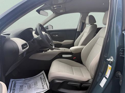 Certified 2024 Honda HR-V LX image 9
