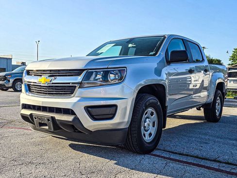 Used 2020 Chevrolet Colorado W/T w/ WT Convenience Package AWD/4WD image 3