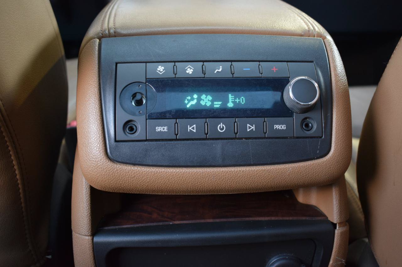 Used 2016 Buick Enclave Premium FWD image 38
