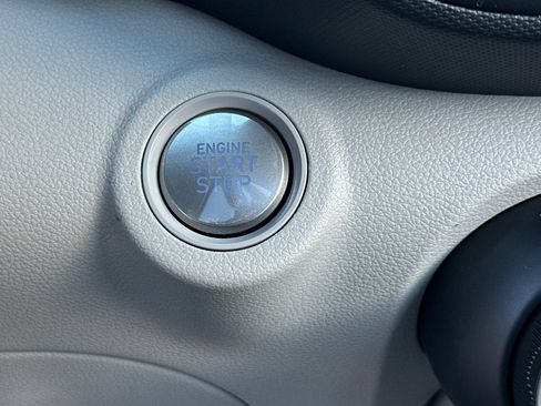 Used 2026 Hyundai Venue SEL FWD image 24