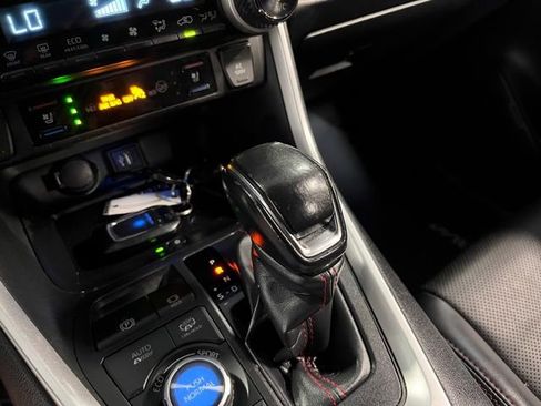 Used 2024 Toyota RAV4 XSE w/ Premium Package image 30