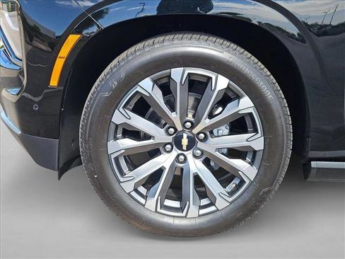 New 2026 Chevrolet Tahoe High Country AWD/4WD image 8