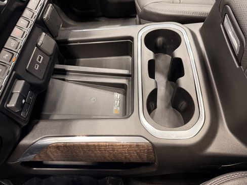 Used 2023 GMC Sierra 3500 Denali image 54