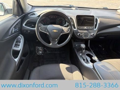 Used 2023 Chevrolet Malibu LT FWD image 21