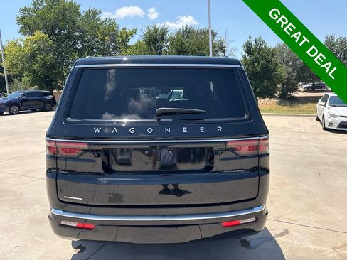 Used 2023 Jeep Wagoneer 4WD w/ Premium Group I image 6