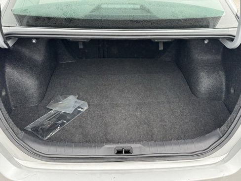 Used 2024 Nissan Altima 2.5 SV image 35