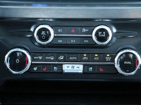 Certified 2025 Ford F350 Lariat w/ Lariat Ultimate Package image 32