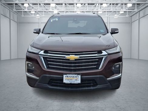 Certified 2023 Chevrolet Traverse LT FWD image 3