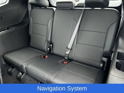 Certified 2025 Buick Enclave Preferred image 30