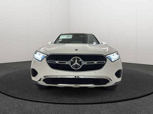 Certified 2026 Mercedes-Benz GLC 300 4MATIC image 2