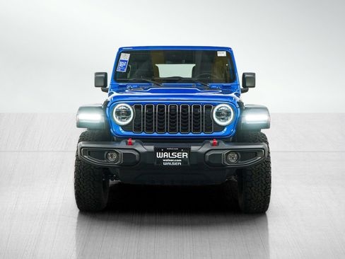 Used 2024 Jeep Wrangler Unlimited Rubicon w/ Technology Group AWD/4WD image 8