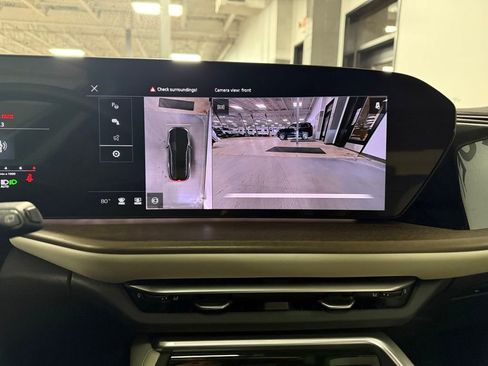 Used 2025 Audi Q5 Premium image 13