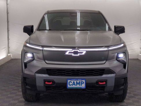 New 2026 Chevrolet Silverado EV Trail Boss w/ Premium Package image 9