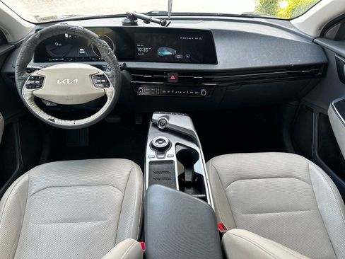 Used 2022 Kia EV6 Wind w/ Wind Technology Package AWD/4WD image 12
