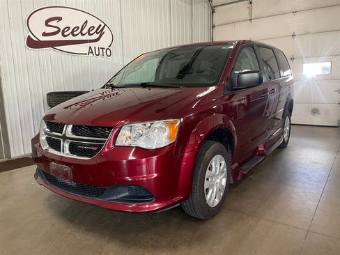 Used 2017 Dodge Grand Caravan SE w/ Power Window Group FWD image 5