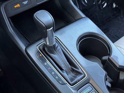 Used 2023 Honda Civic EX-L image 18