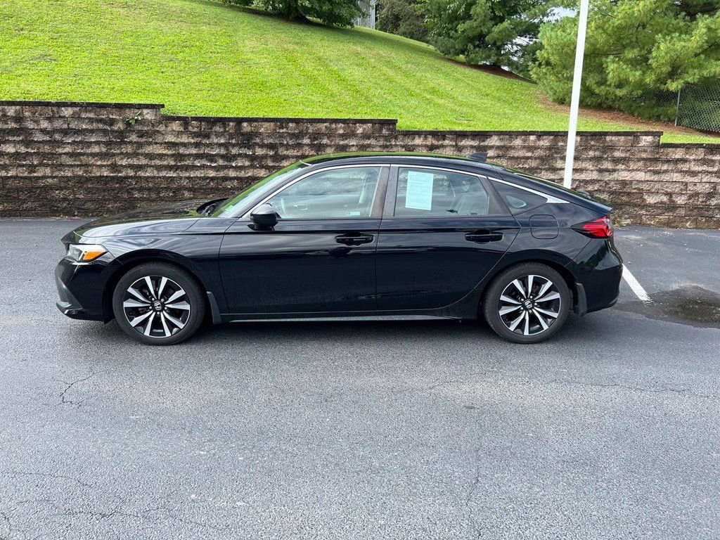 Used 2024 Honda Civic EX-L image 8