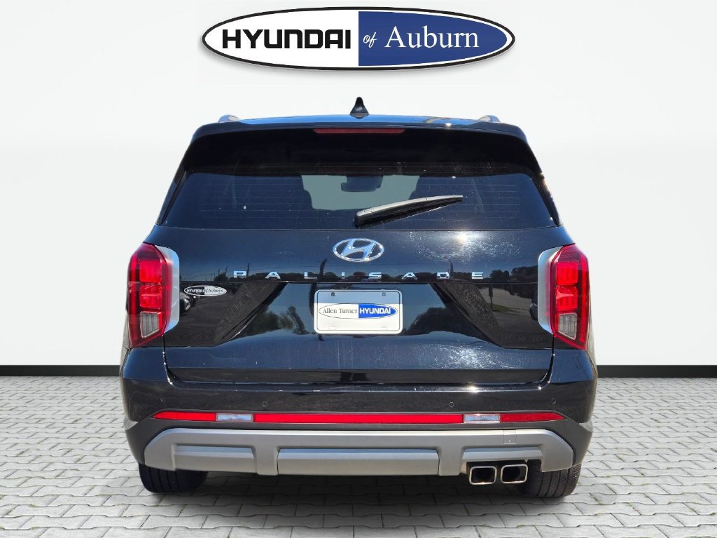 Certified 2024 Hyundai Palisade Limited FWD image 6