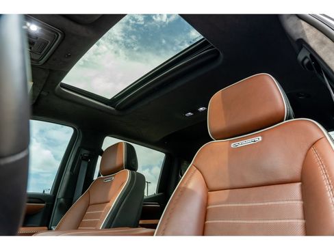 Used 2024 GMC Sierra 1500 Denali Ultimate AWD/4WD image 12