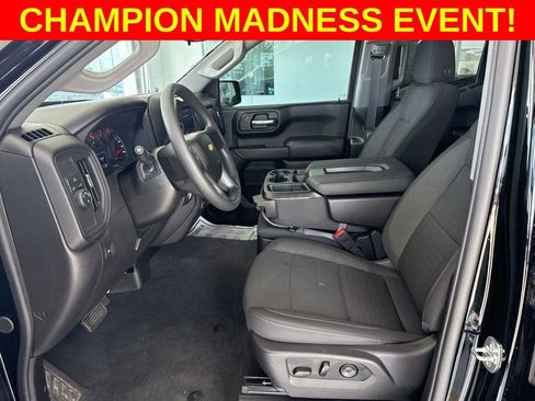 Used 2025 Chevrolet Silverado 1500 Custom image 8