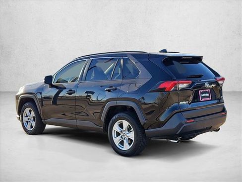 Used 2019 Toyota RAV4 XLE image 8