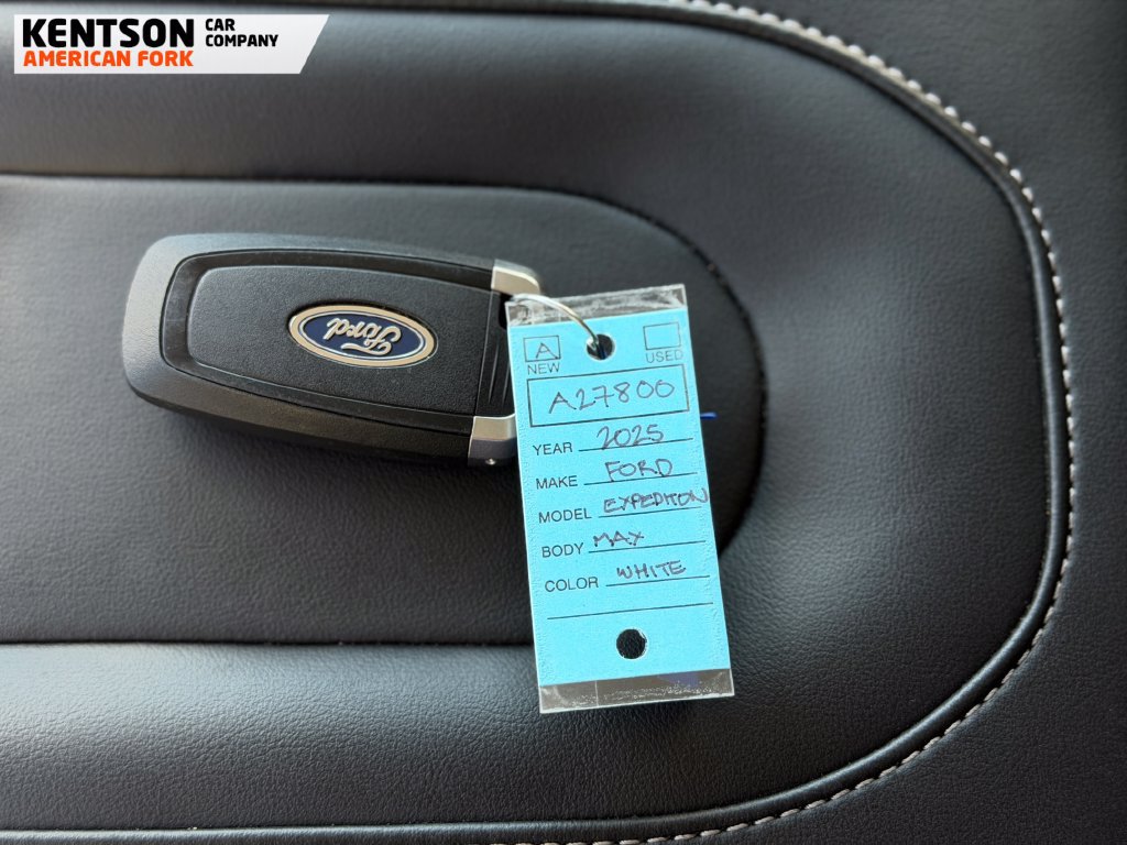Used 2025 Ford Expedition Max Platinum AWD/4WD image 39