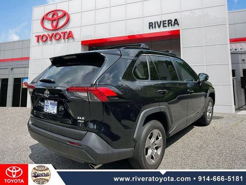 Used 2023 Toyota RAV4 XLE w/ Convenience Package AWD/4WD image 7