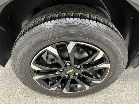 Used 2021 Chevrolet TrailBlazer LT w/ Convenience Package FWD image 17