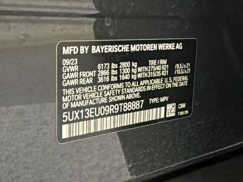 Used 2024 BMW X5 sDrive40i w/ M Sport Package RWD image 31